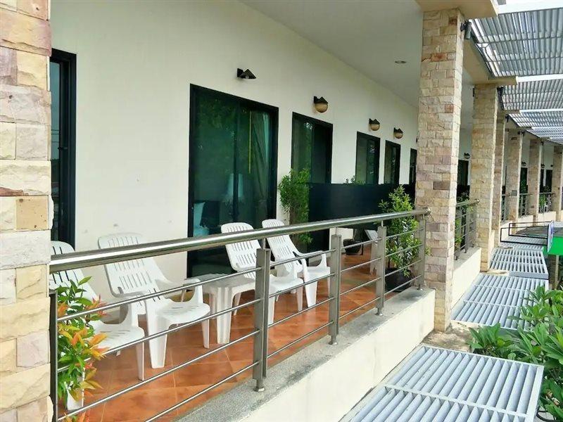 Green Residence Hotel Praia de Bang Rak Exterior foto