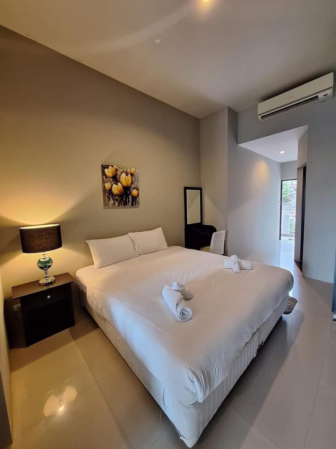 Green Residence Hotel Praia de Bang Rak Exterior foto